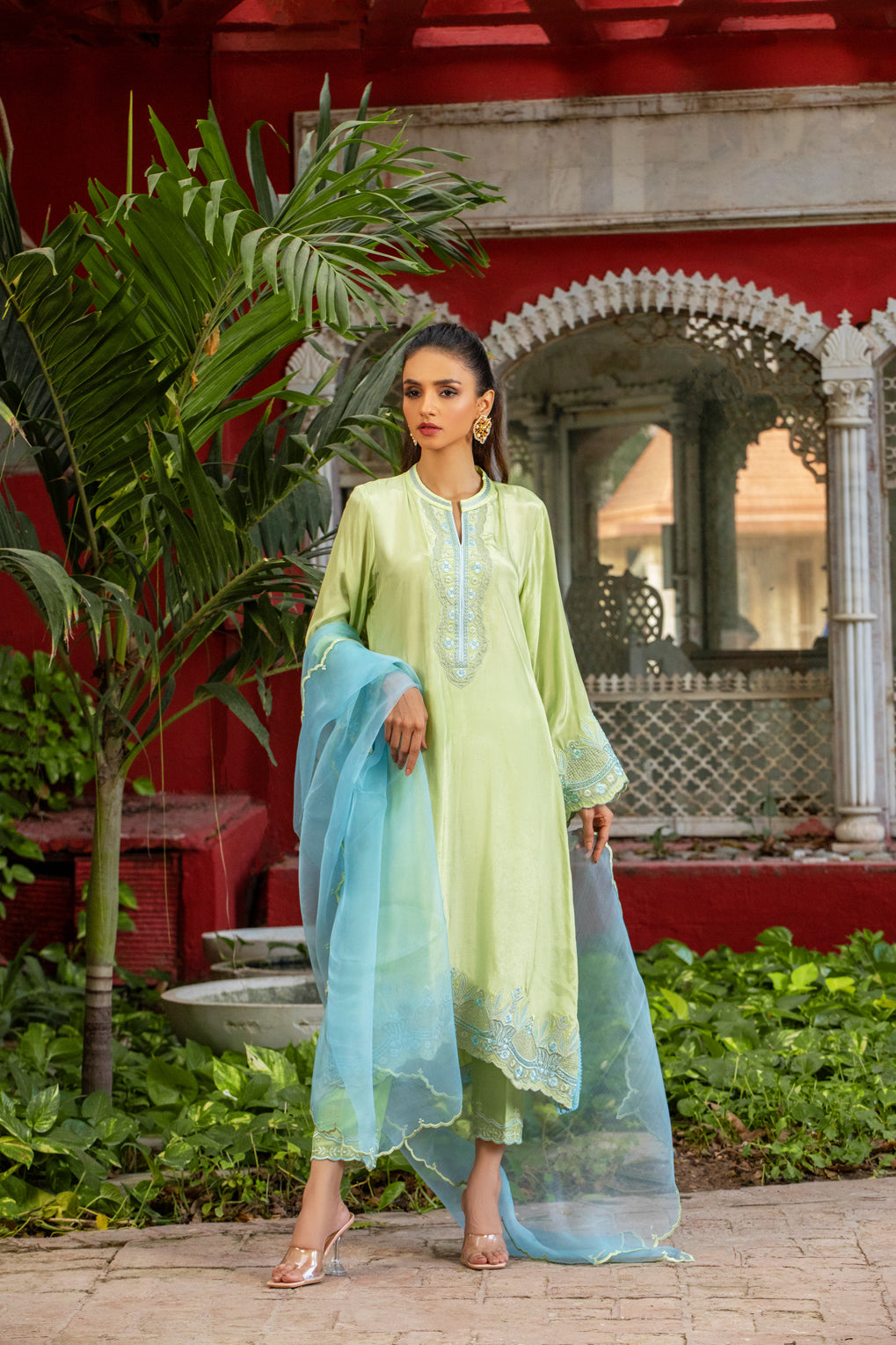 ZIRWA SHIRT WITH PANTS & DUPATTA AA-1047