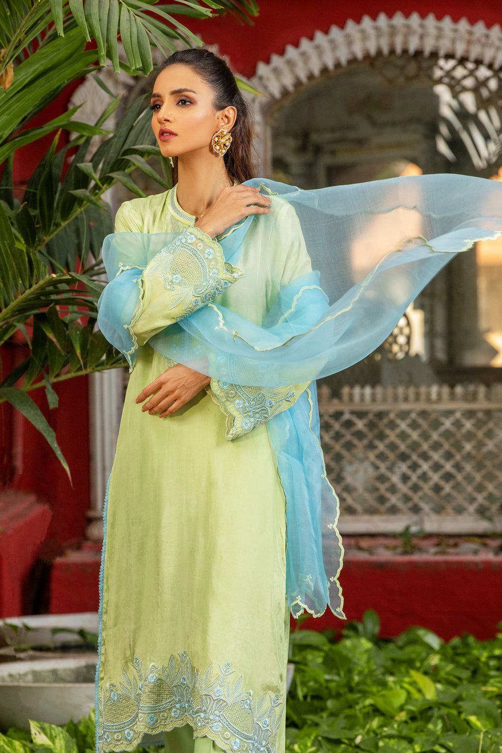 ZIRWA SHIRT WITH PANTS & DUPATTA AA-1047